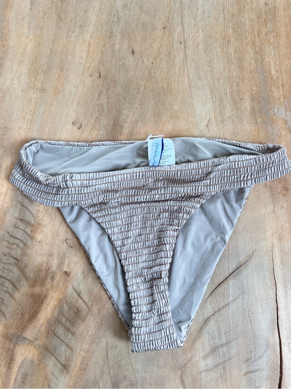 NWOT Isabella Rose swim bottoms